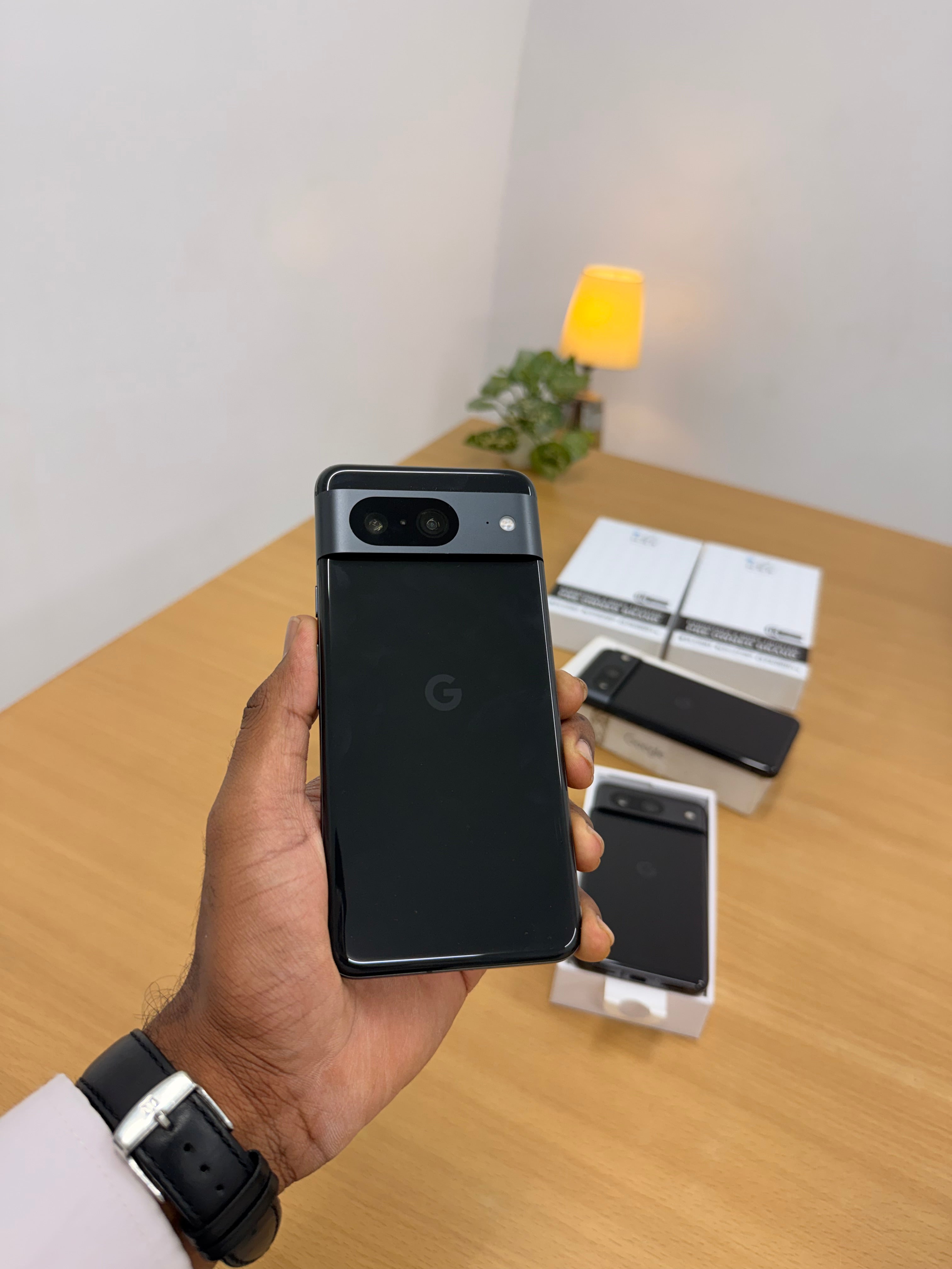 ⁠Google pixel 8