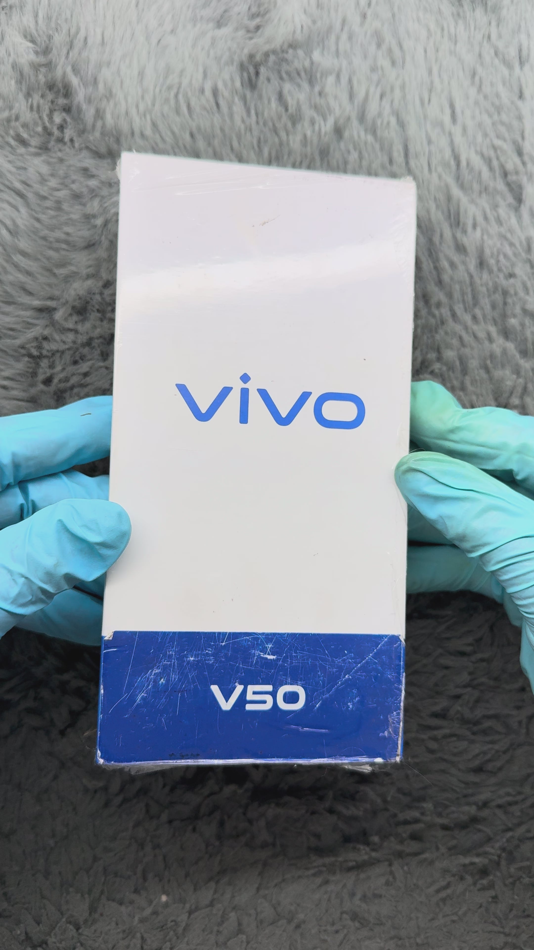 Vivo V50