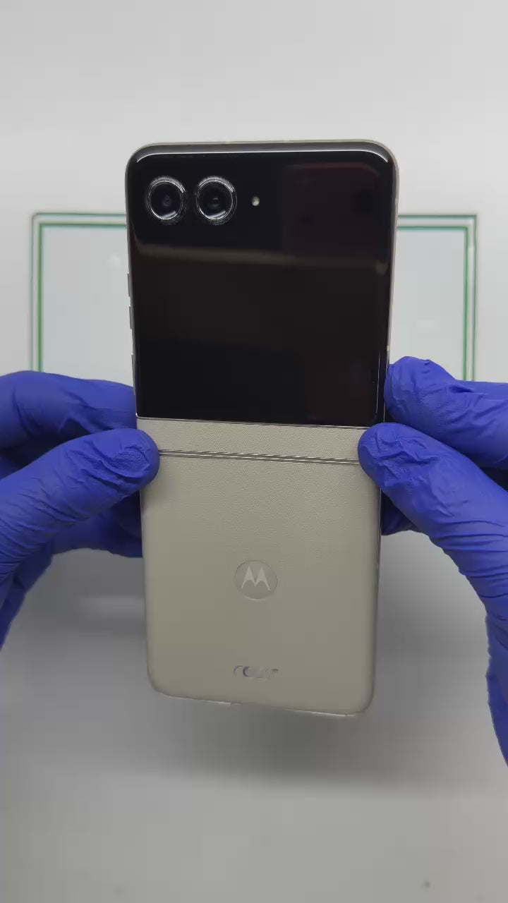 MOTO RAZR 40 ULTRA - REFURBISHED