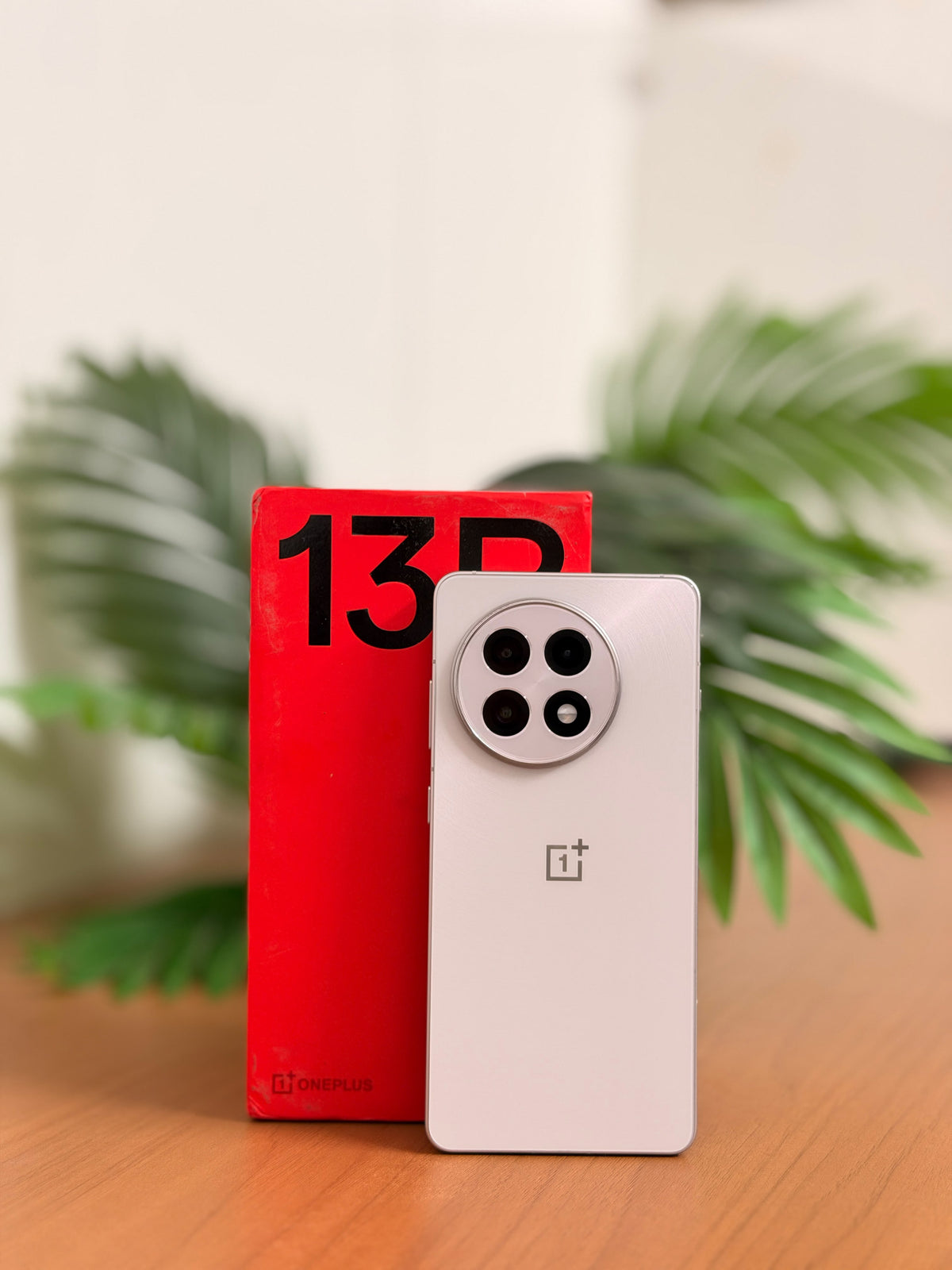 OnePlus 13r - open box